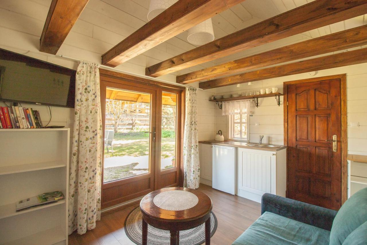 Holiday House Folwark Jelen Poniklica Exterior photo